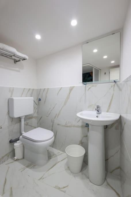 'A Casa D'Annare Apartment Naples Exterior photo